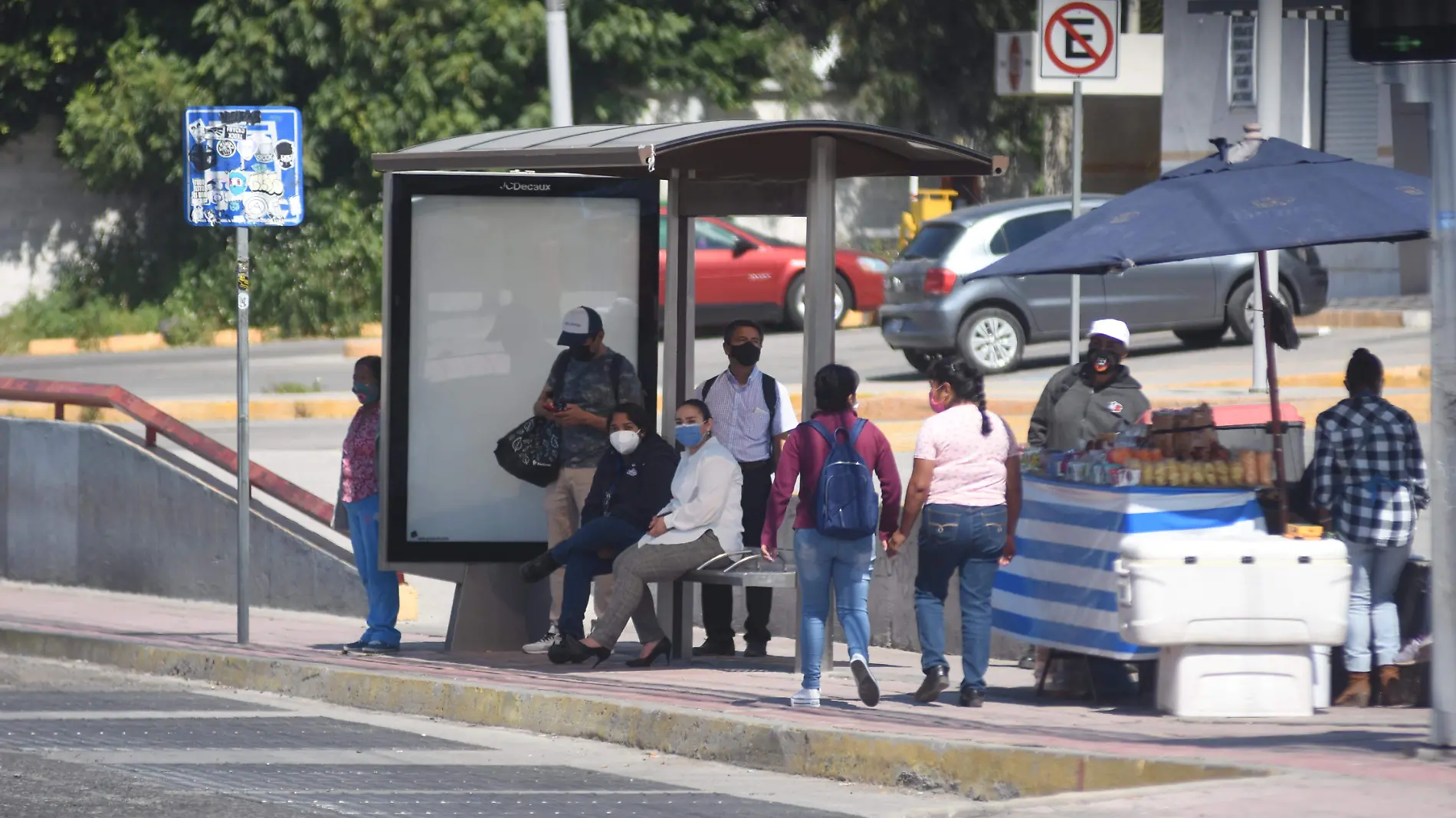 211105_GENTE_PARADA_CAMION_FR (7)